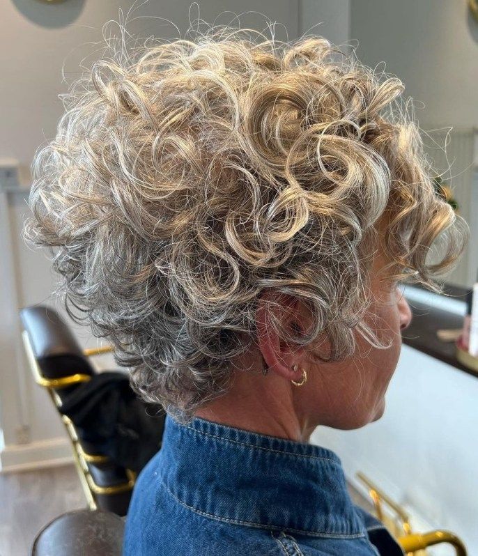 Curly Hairstyles For Women Over 50 33