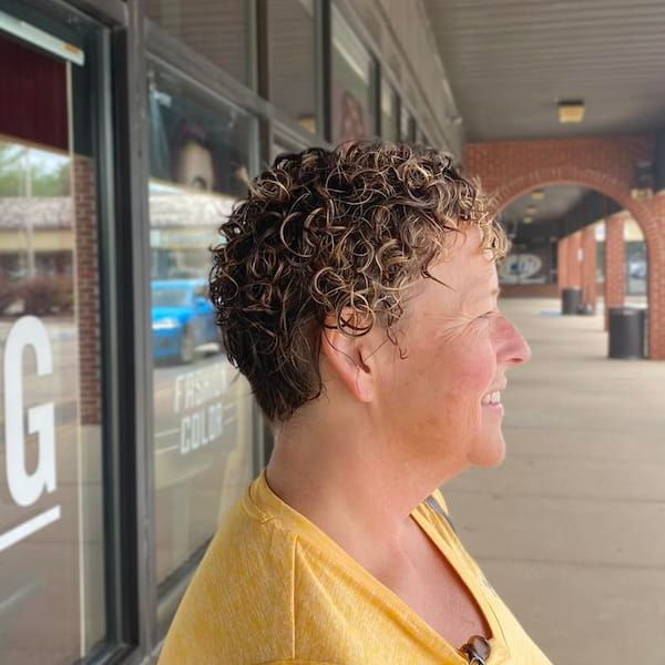 Curly Hairstyles For Women Over 50 80