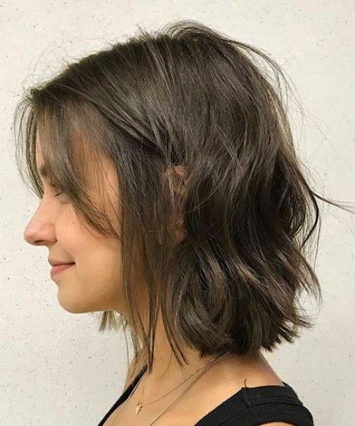 wavy hairstyles for women over 40