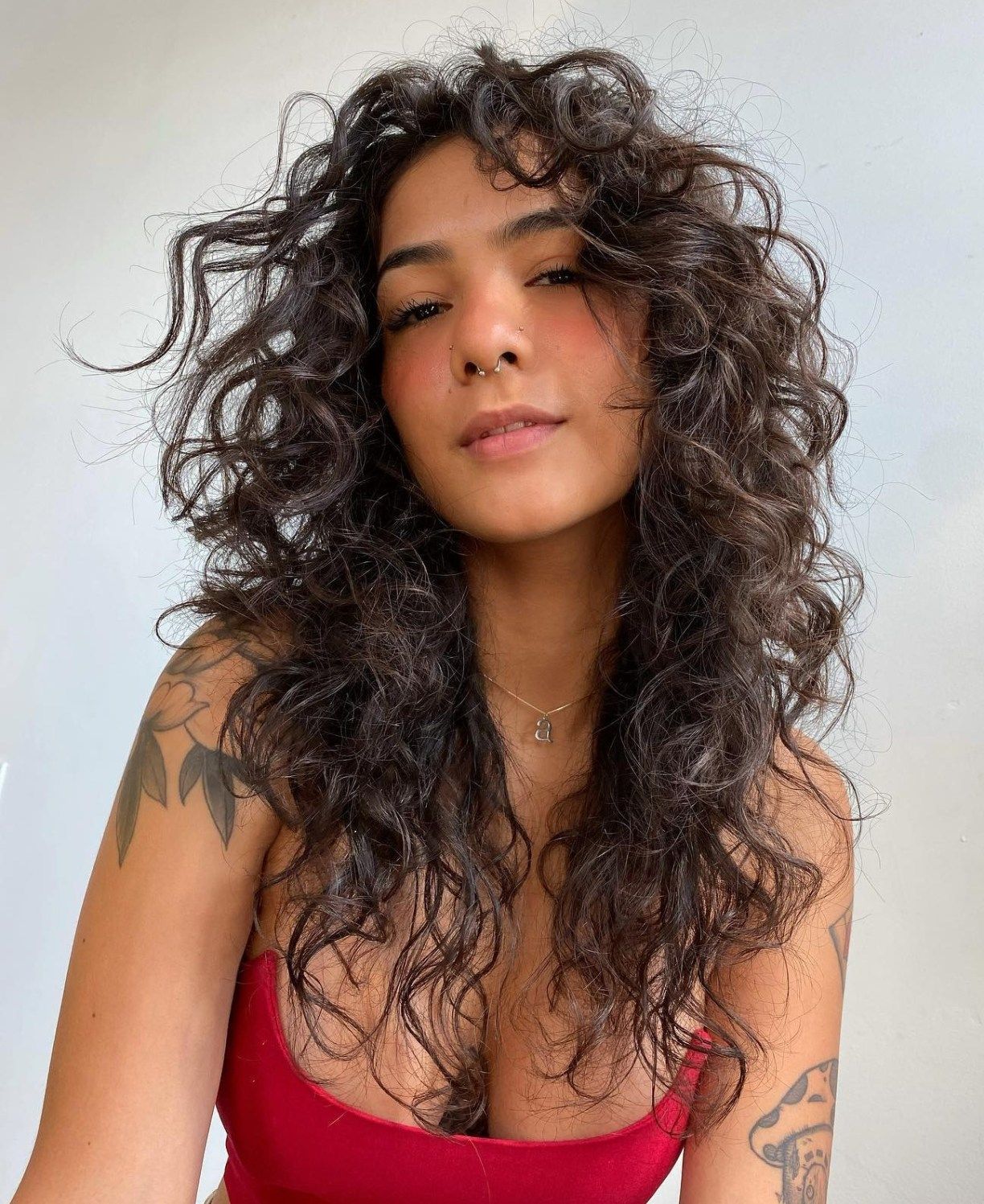 wavy hairstyles for women over 40