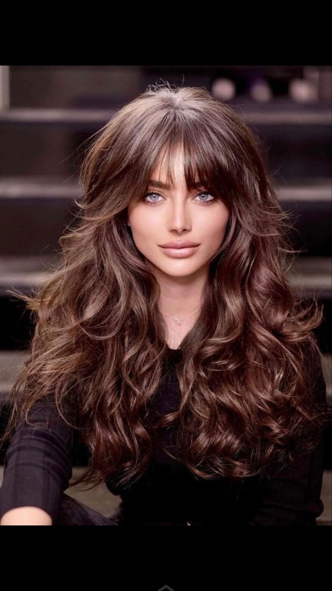 wavy hairstyles for women over 40