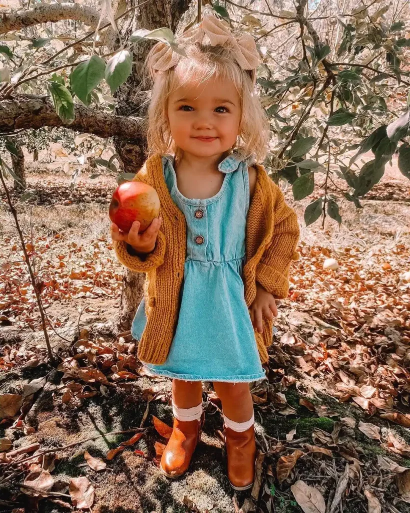 Apple Picking Outfit