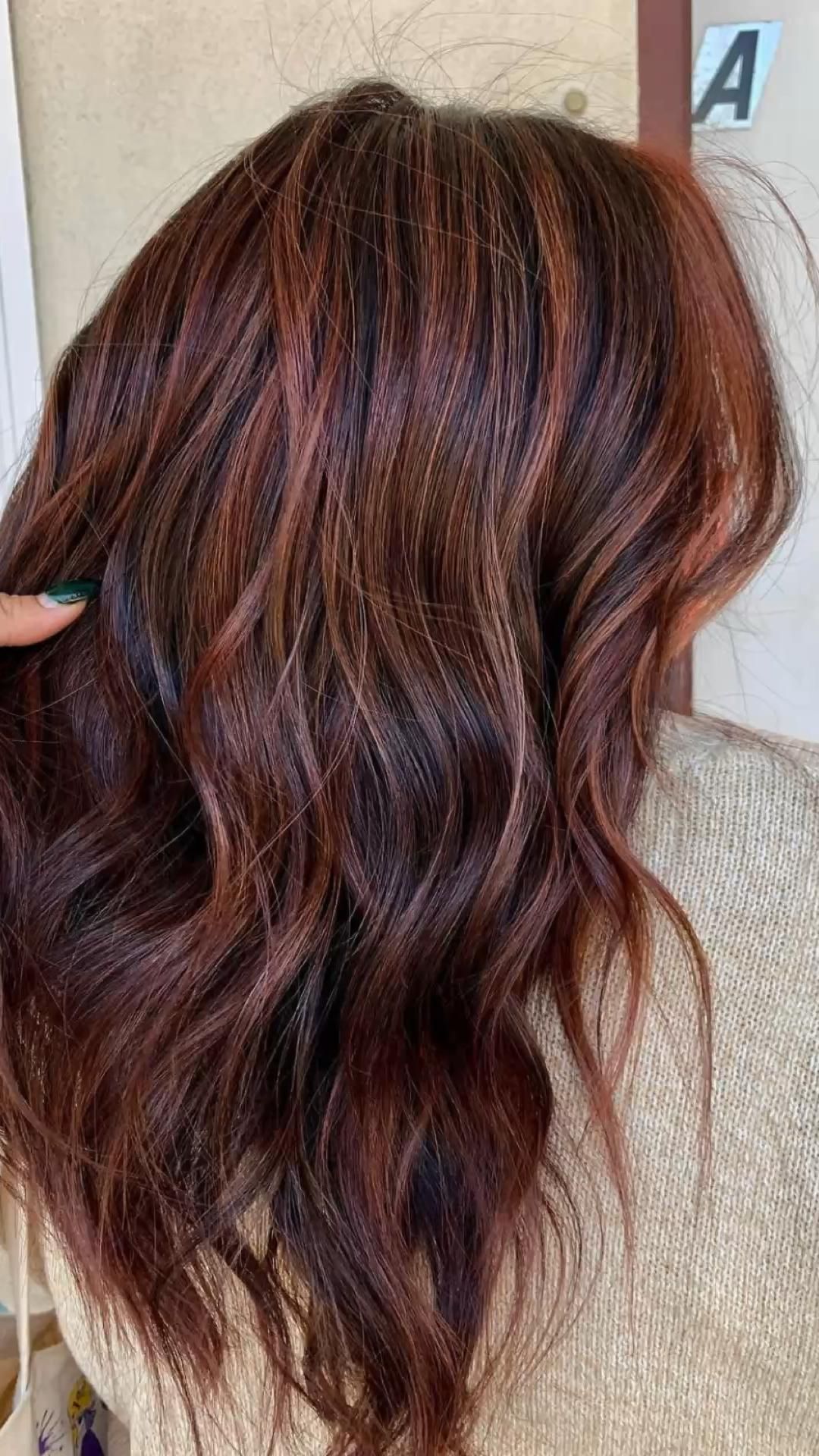107 Stunning Auburn Highlights in Brown Hair (Short, Curly & Straight ...