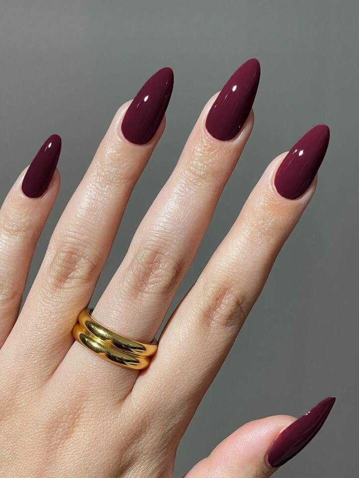 Old Money Nails