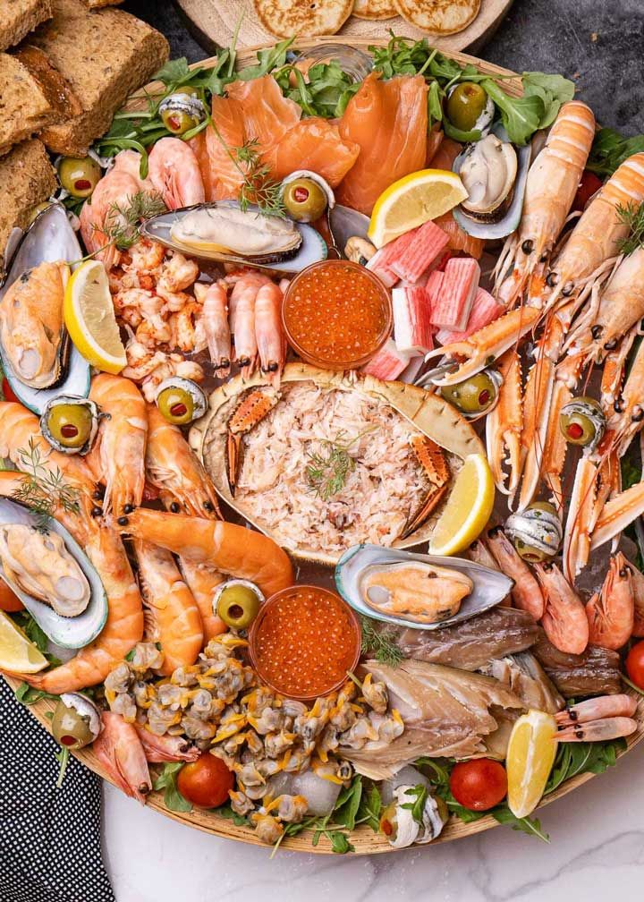 Easter Charcuterie Board