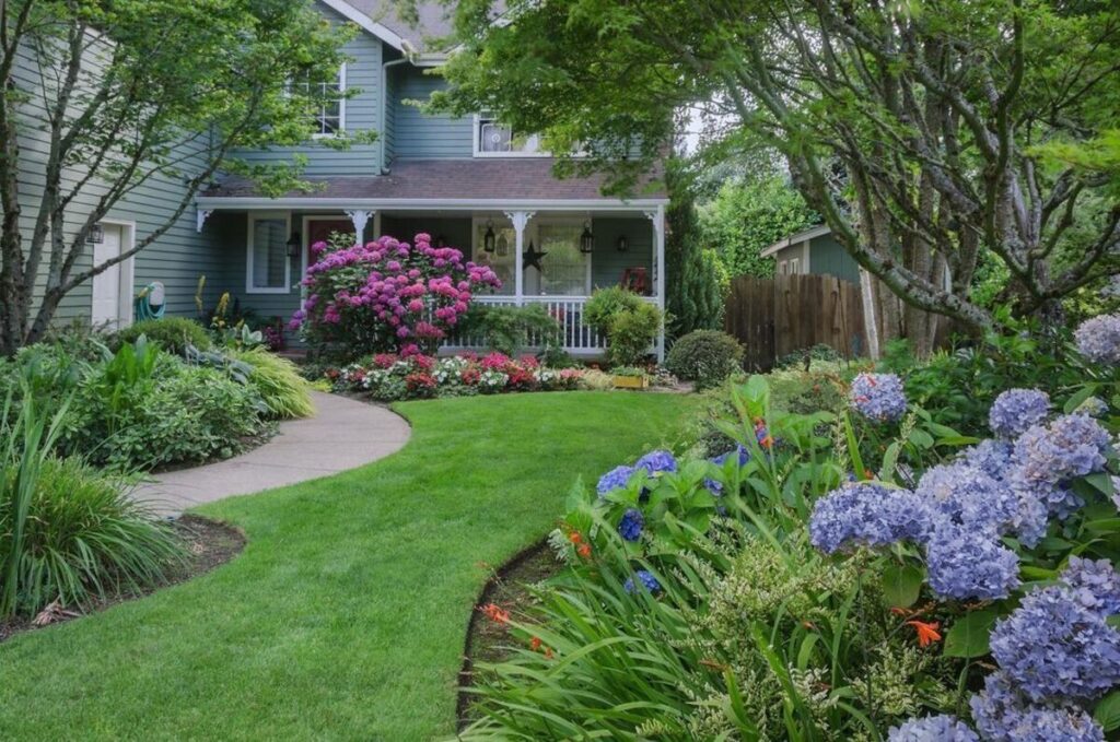 Frontyard Landscape Layouts
