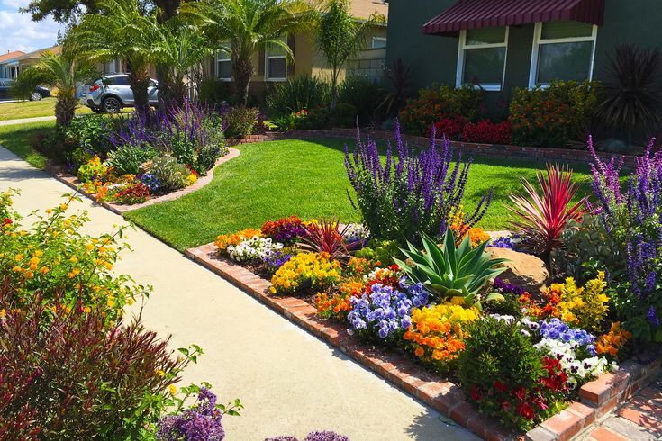 Frontyard Landscape Layouts