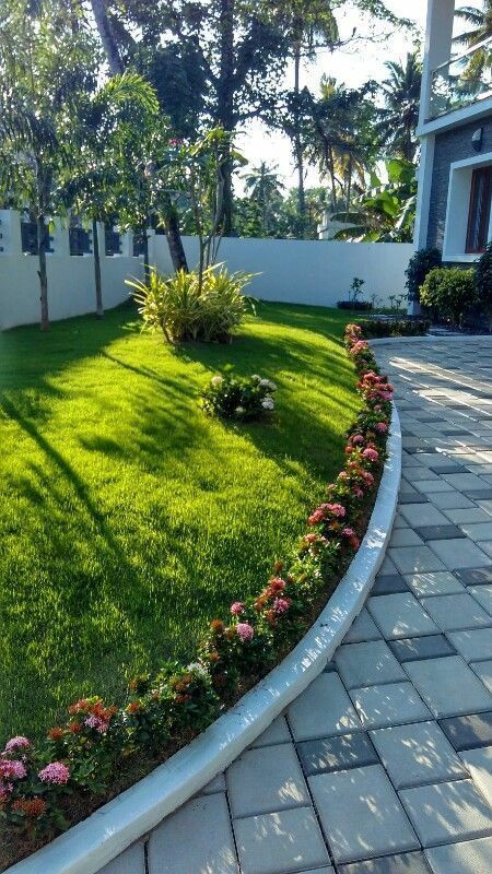 Frontyard Landscape Layouts