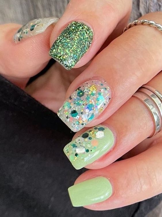 St Patrick Day Nails
