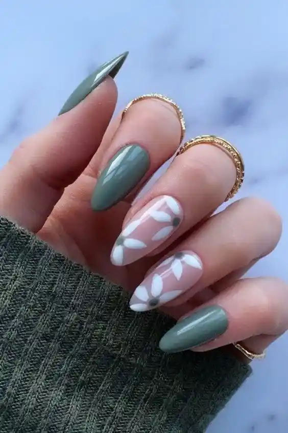 Green Nails