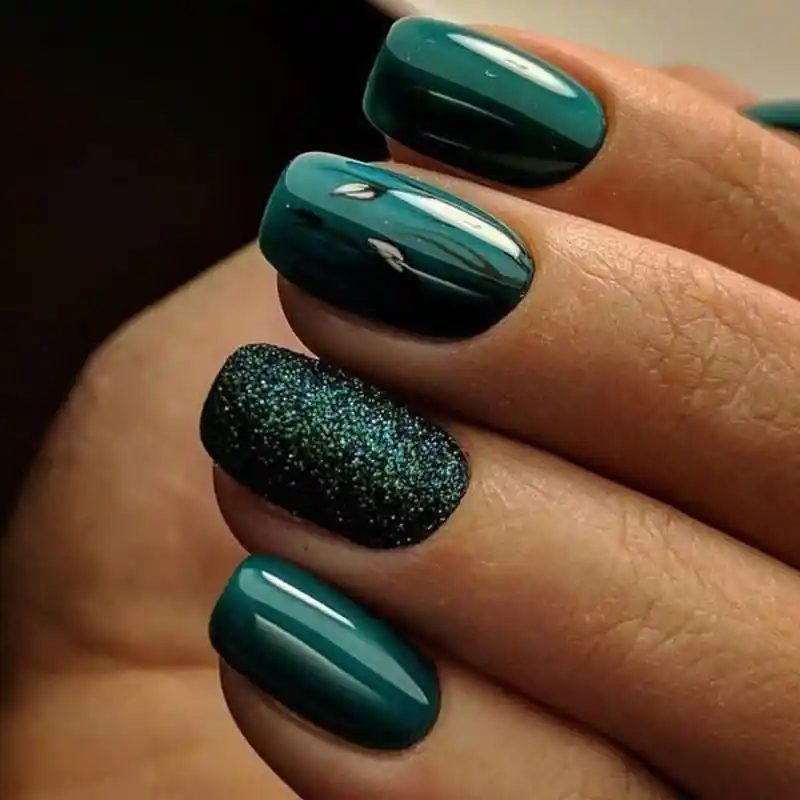Green Nails