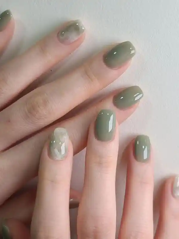 Green Nails