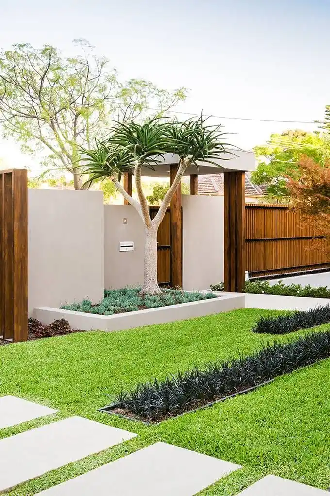 Front House Landscaping